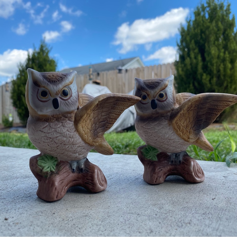 Vintage Hand Painted Made in Taiwan Pair Set Of Owls Perching Spooky